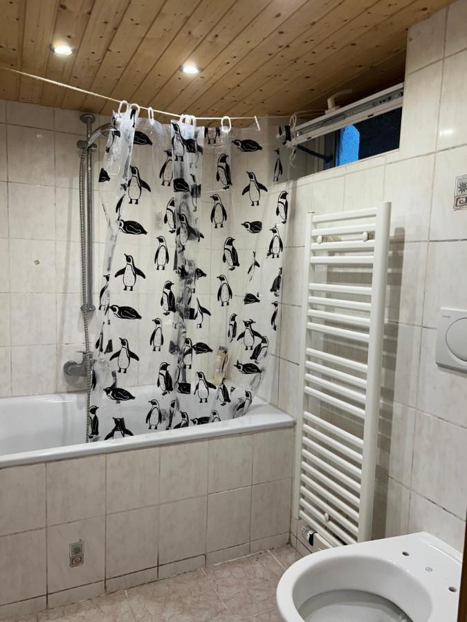 Mehrere Zimmer In Erster Lage 지겐 외부 사진
