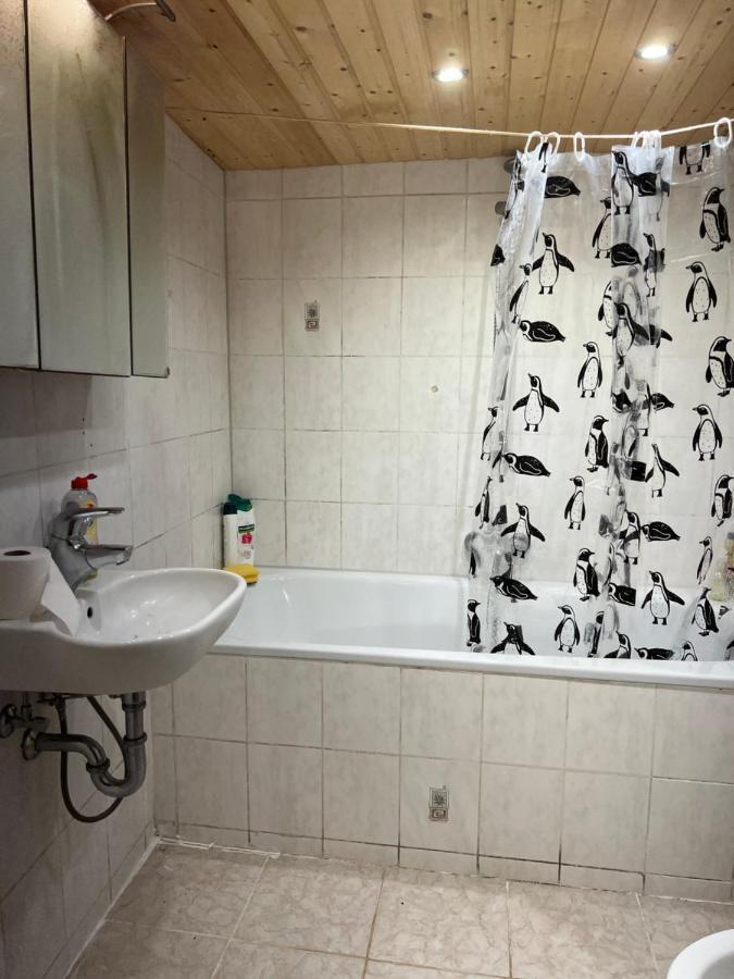 Mehrere Zimmer In Erster Lage 지겐 외부 사진